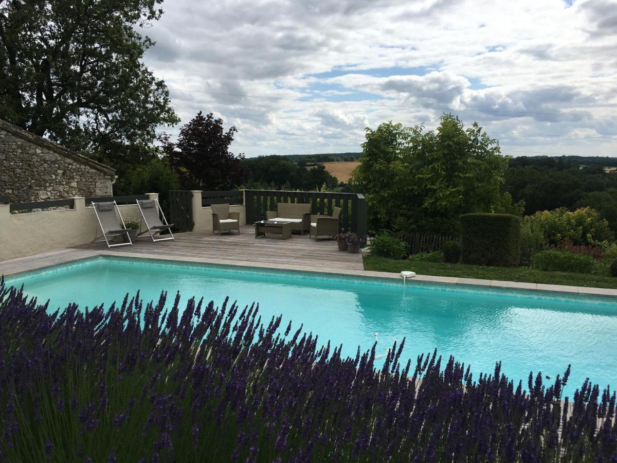 Bed and Breakfast La Ferme Buissonniere Bardou Exteriér fotografie