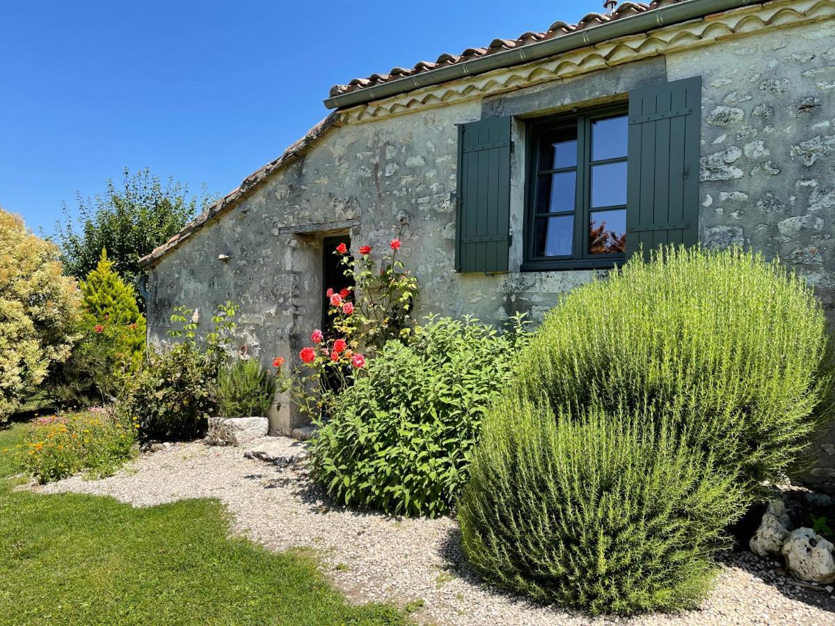 Bed and Breakfast La Ferme Buissonniere Bardou Exteriér fotografie