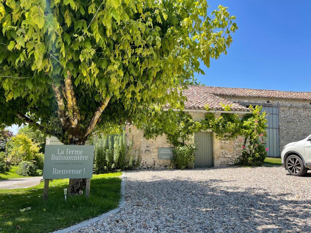 Bed and Breakfast La Ferme Buissonniere Bardou Exteriér fotografie